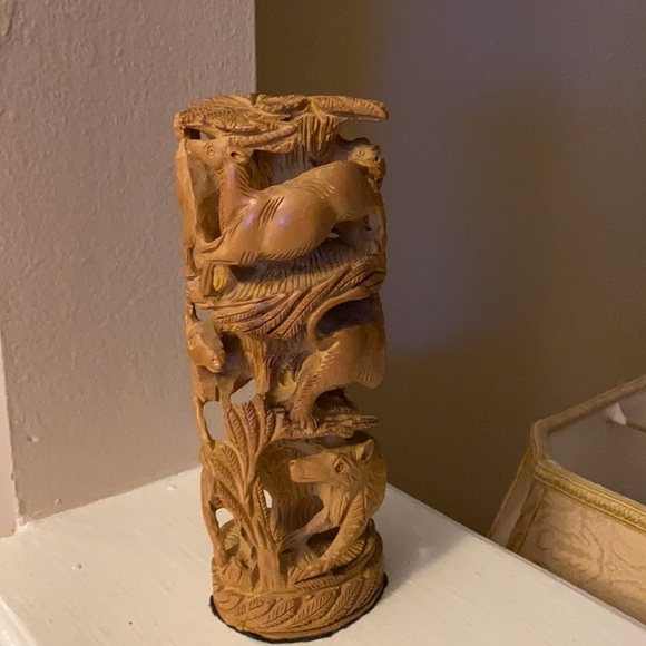 Decor Items - Picture 8 of 9